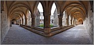 Abbaye de Royaumont - Le Cloître en vue panoramique (Oise) CANON 5D + EF 35mm F1,4 L USM