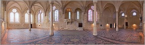 Refectoire de l'abbaye de Royaumont en panoramique (CANON 20D + EF 17-40 L)