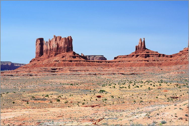 Monument Valley (Navajo Tribal Park) Castle Butte, Big Indian photo réalisée avec CANON 5D + EF 100 macro  F2,8