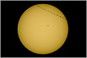 Chapelet du passage de Mercure devant le Soleil (CANON 10D + MTO)